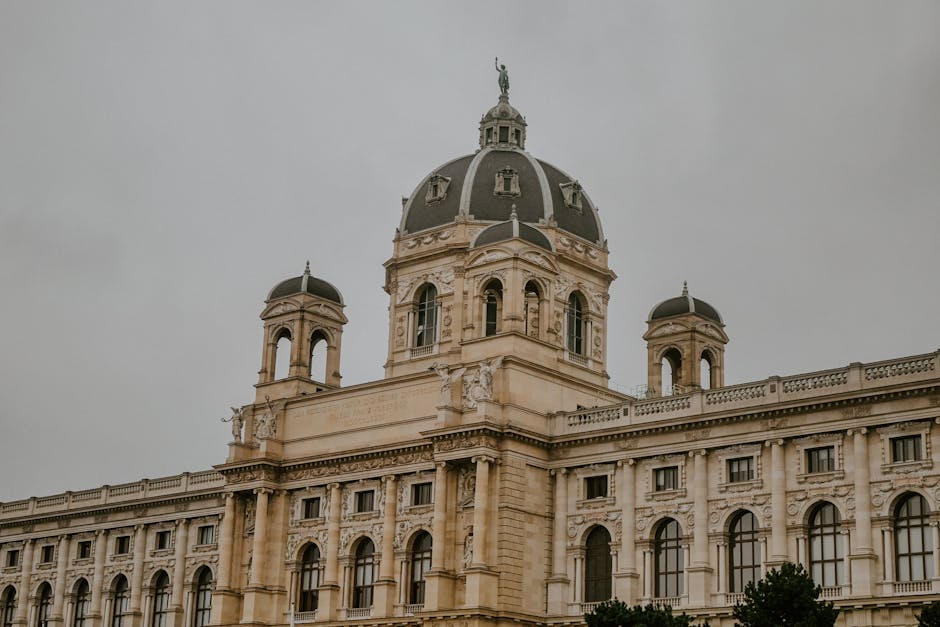Aztekenkrone Wien: Restitution, Provenienz und Forschung – Kostenloses Stock Foto zu @draussen, alte welt, architektur