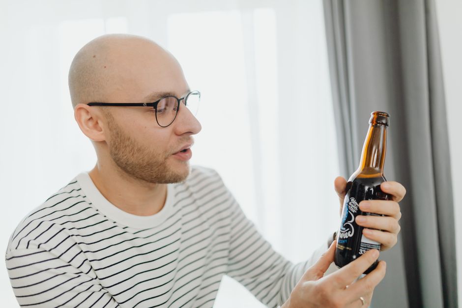 Wari Keros: Halluzinogenes Vilca-Bier im alten Andenreich entschlüsselt – Kostenloses Stock Foto zu #indoor, alkoholisches…