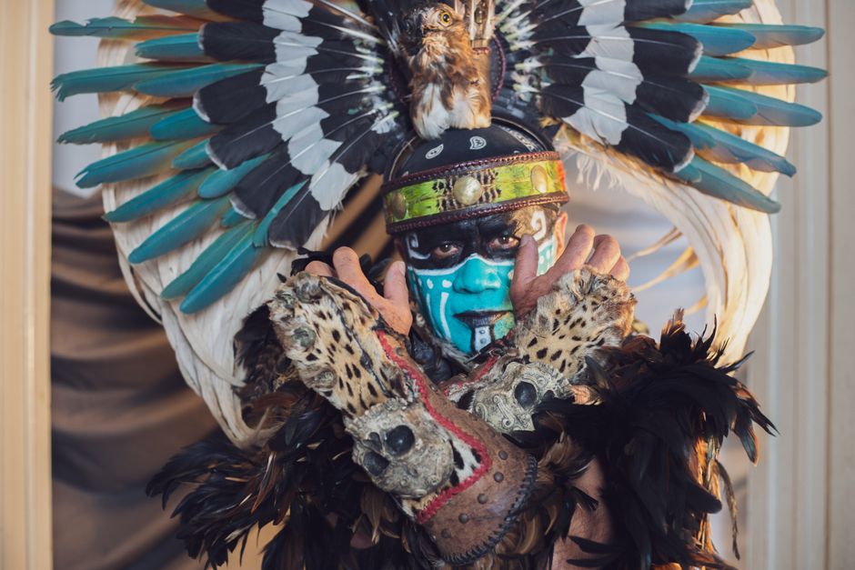 Aztekenkrone 2024: Der Streit um den "Penacho" im Weltmuseum Wien – Kostenloses Stock Foto zu blaue gesichtsfarbe, einheim…