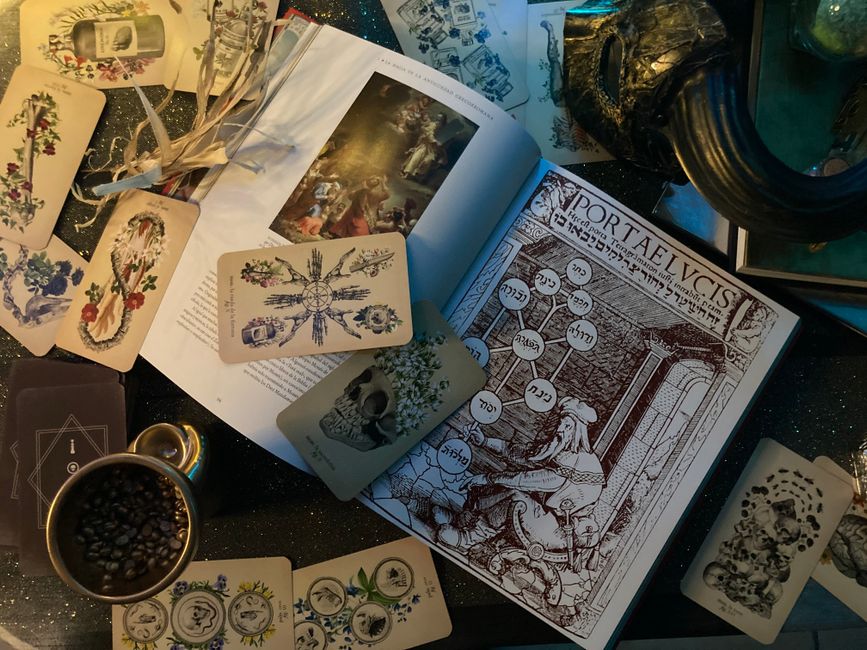 Codex Borgia Seler: Eine Standardedition der Altmexikanistik – Kostenloses Stock Foto zu abbildung, alte symbole, arkan