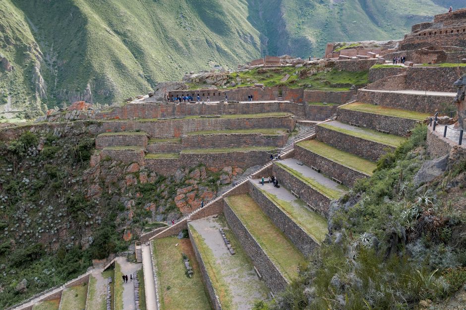 Heiliges Tal: Ihr Guide für Pisac, Ollantaytambo und Moray – Panoramablick auf die antiken Inka-Terrassen in Ollantaytambo…