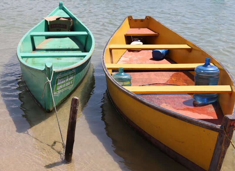 Canoa: Wie das Wort Kanu von den Taíno kam – Kostenloses Stock Foto zu agua, blaues wasser, boote