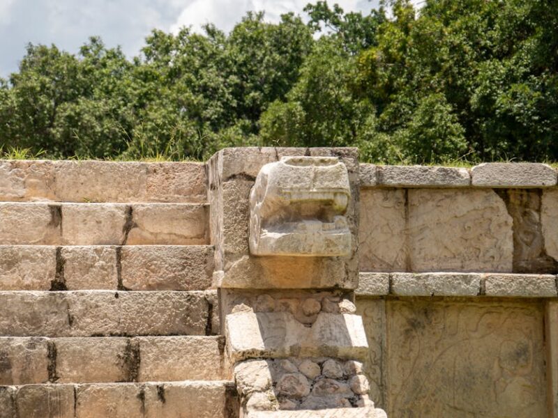 Der Quetzalcoatl-Tempel und seine Opferungen – Kostenloses Stock Foto zu alt, antike ruine, archäologie