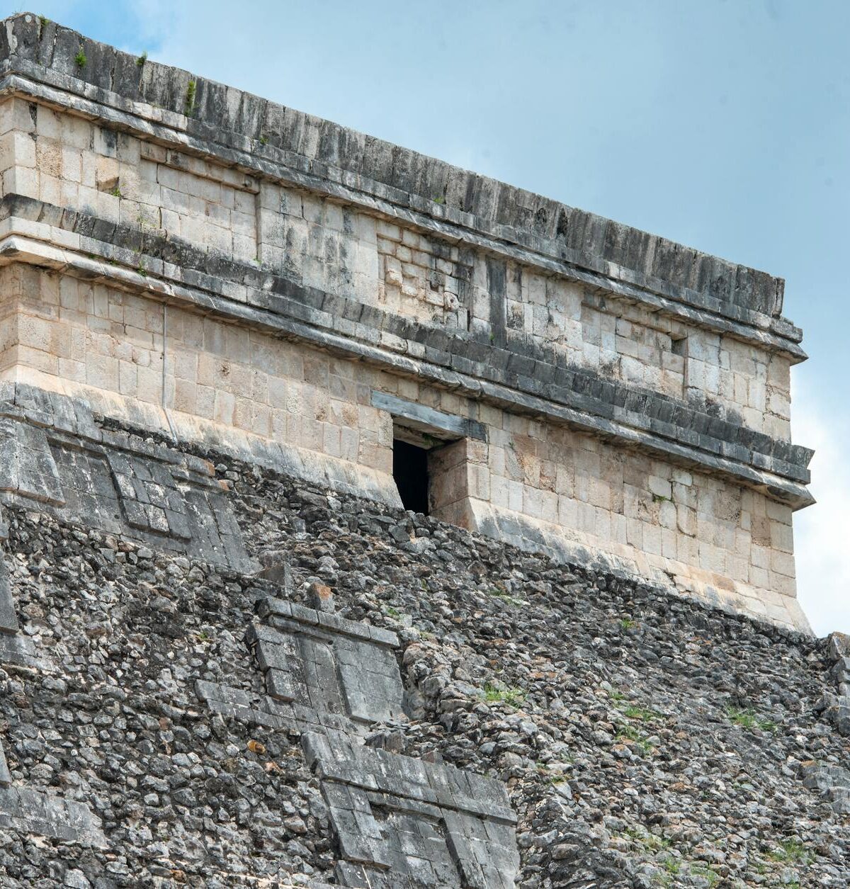 Quetzalcoatl Tempel Teotihuacan: Geschichte, Opferfunde und Kult