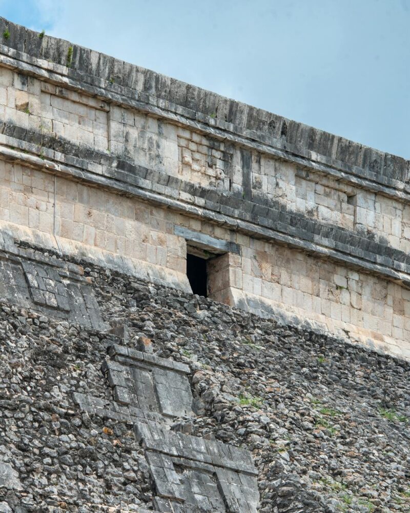 Quetzalcoatl Tempel Teotihuacan: Geschichte, Opferfunde und Kult