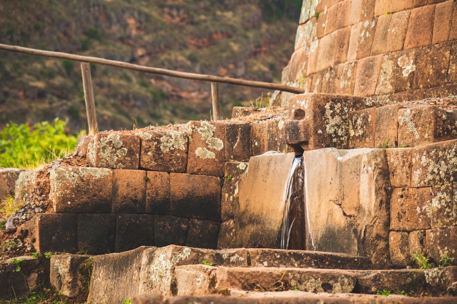 Inca Garcilaso: Mestizischer Chronist und Inka-Historiker – Erkunden Sie den historischen Steinwasserkanal in P'isac, Peru…