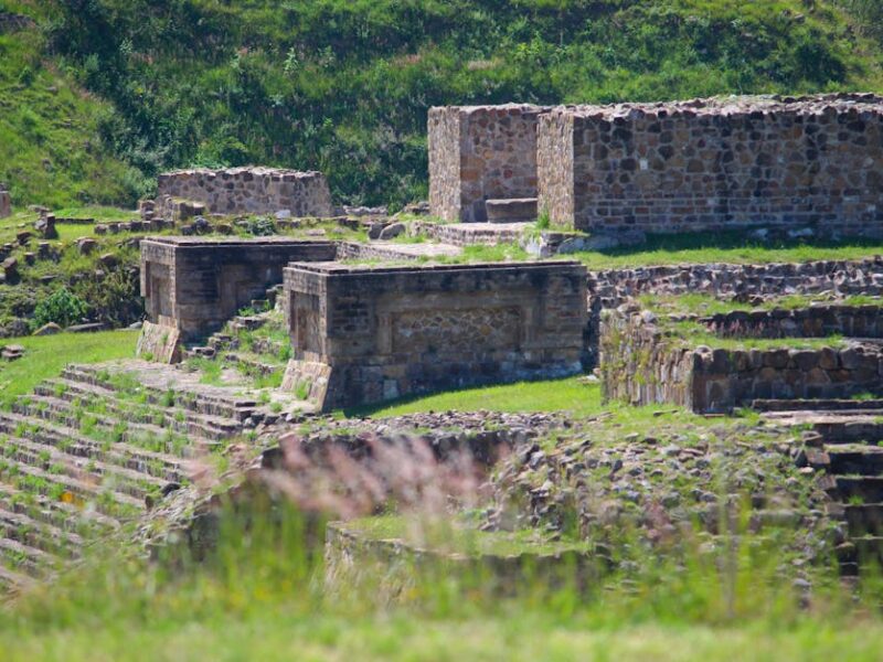 Monte Albán: Bau und Aufstieg der Bergstadt 500 v. Chr. – Kostenloses Stock Foto zu alte architektur, alte geschichte, alt…