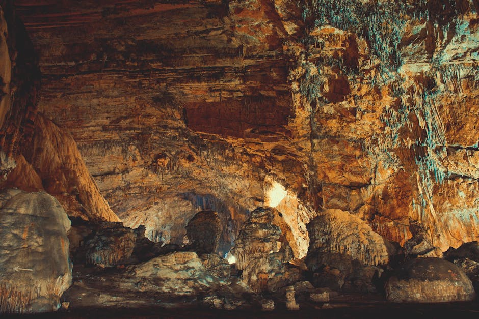 Chiquihuite Höhle: 30.000 Jahre alte Spuren in Mexiko? – Kostenloses Stock Foto zu abenteuer, cacahuamilpa-höhle, dunkel