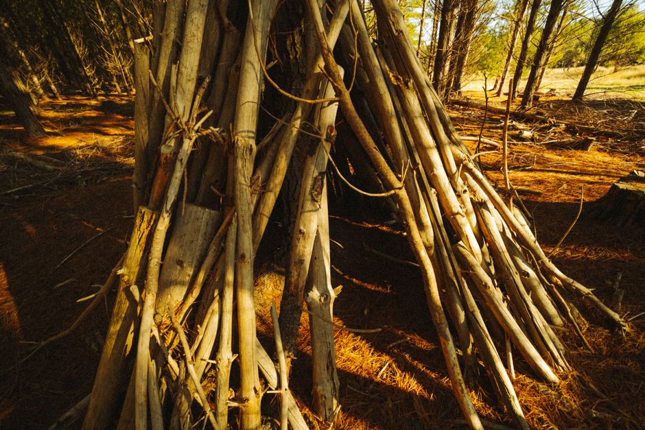 Sweat Lodge: Reinigungs-Zeremonie und ihre Kontroversen – IAE-Bonn Magazin Sweat Lodge: Reinigungs-Zeremonie und ihre Kontroversen