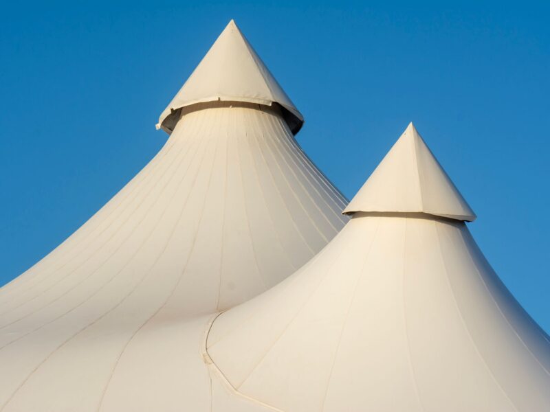 Tipi: Die traditionelle Wohnform der Plains-Völker Nordamerikas