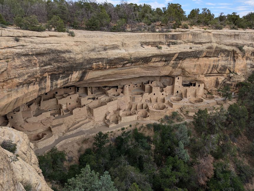 Acoma Pueblo: Sky City – Älteste kontinuierlich bewohnte Siedlung der USA – Erkunden Sie die alten Felsbehausungen im Mesa…