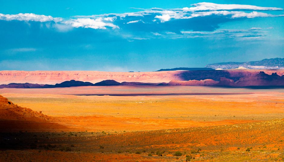 Navajo (Diné): Geschichte, Kultur und Gegenwart des größten indigenen Volkes der USA – IAE-Bonn Magazin Navajo (Diné): Geschichte, Kultur und Gegenwart des größten indigenen Volkes der USA