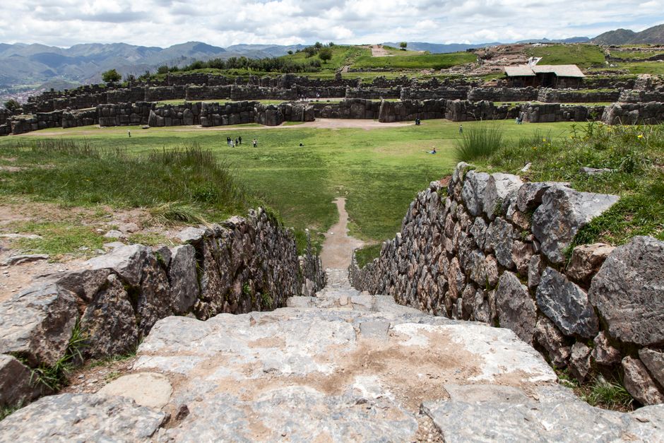 Kuelap Anreise: Ihr Guide zur Festung in Nord-Peru – Erkunde die antiken Steinruinen von Saqsaywaman, einem Wahrzeichen in…